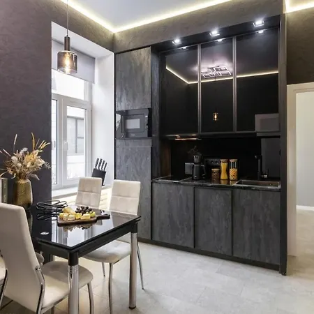 Two Bedrooms With Balkony Apartment